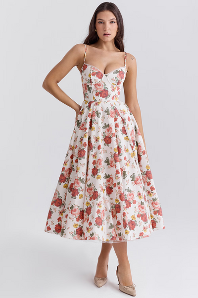 SOPHIA - ELEGANTE AFSLANKENDE JURK