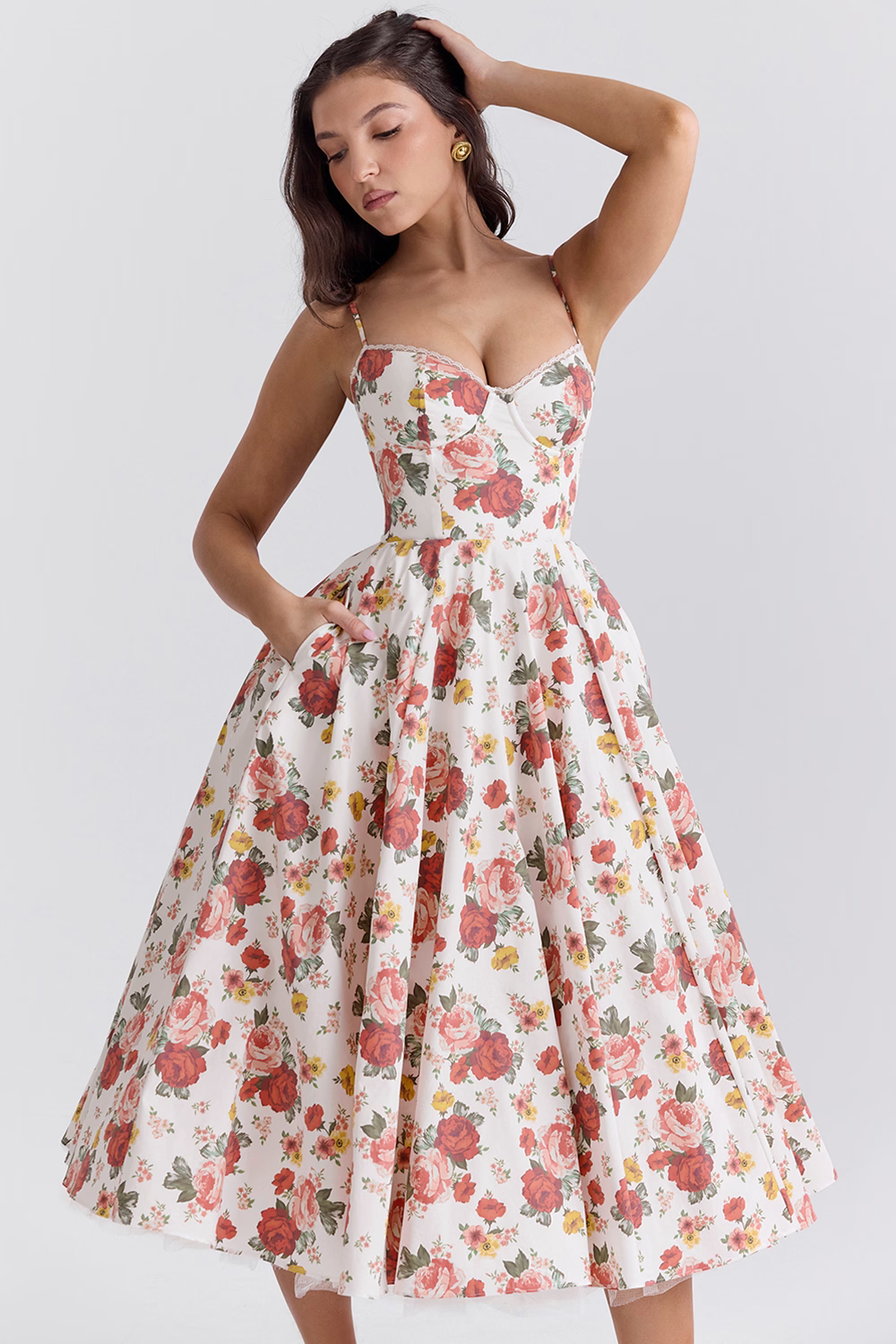 SOPHIA - ELEGANTE AFSLANKENDE JURK