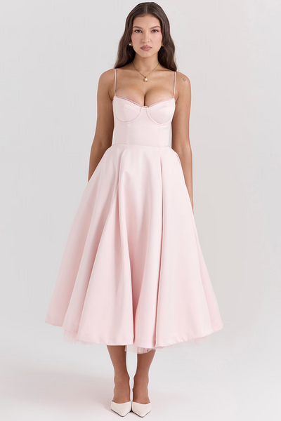 SOPHIA - ELEGANTE AFSLANKENDE JURK