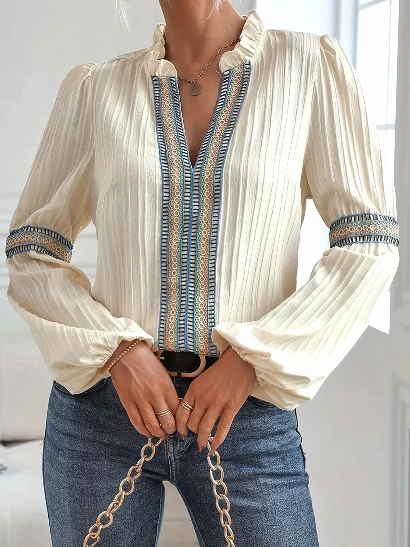 CORA - ELEGANTE KANTEN BLOUSE