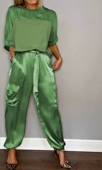 EMMA - STIJLVOLLE CASUAL SATIJNEN SET