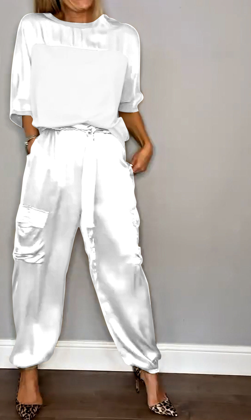 EMMA - STIJLVOLLE CASUAL SATIJNEN SET